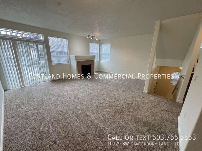 Building Photo - 10779 SW Canterbury Ln