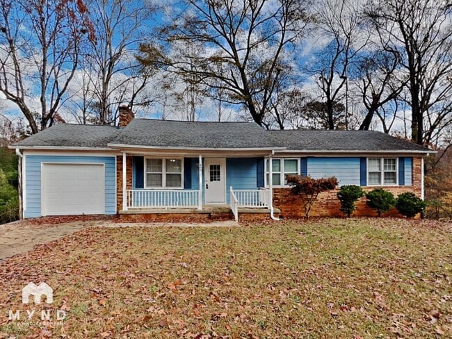 Building Photo - 400 Woodstream Dr