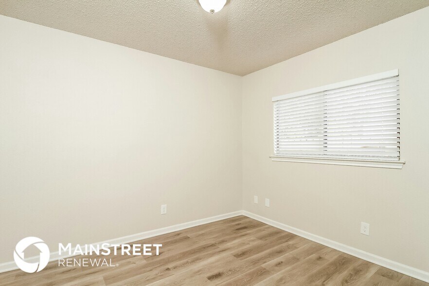 Building Photo - 8182 Cheryl Meadow Dr