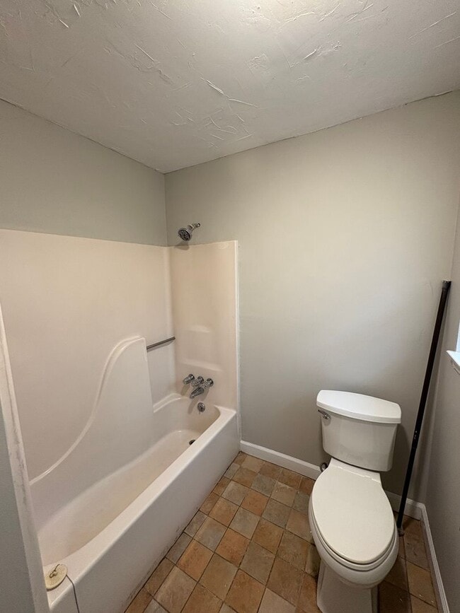 Building Photo - For Rent