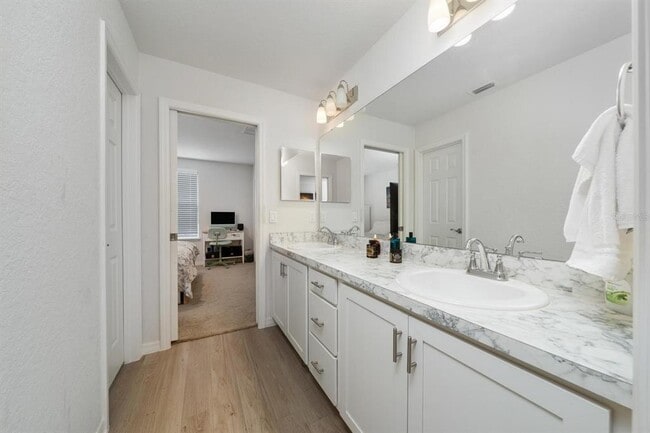 Building Photo - 18 Polermo Ave