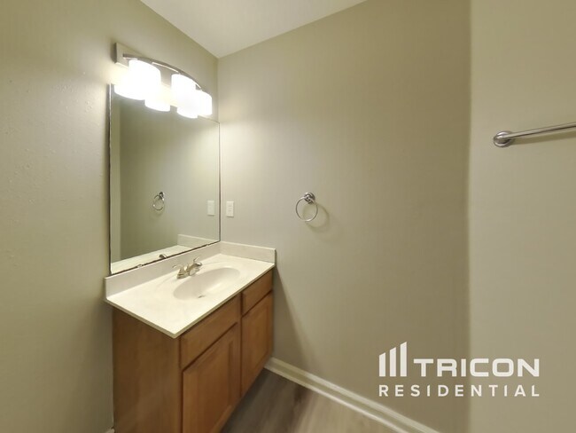 Building Photo - 11498 Summer Bird Ct