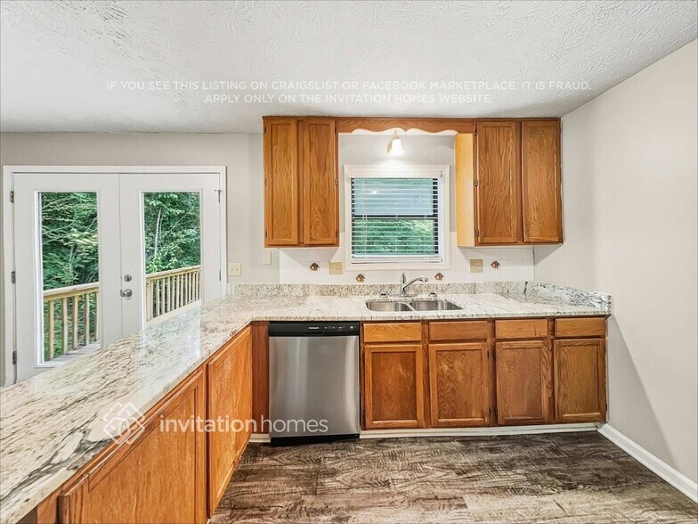 Building Photo - 1468 Barnacle St