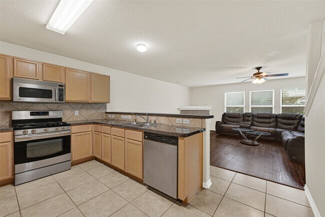 Building Photo - 3219 Zephyr Glen Way