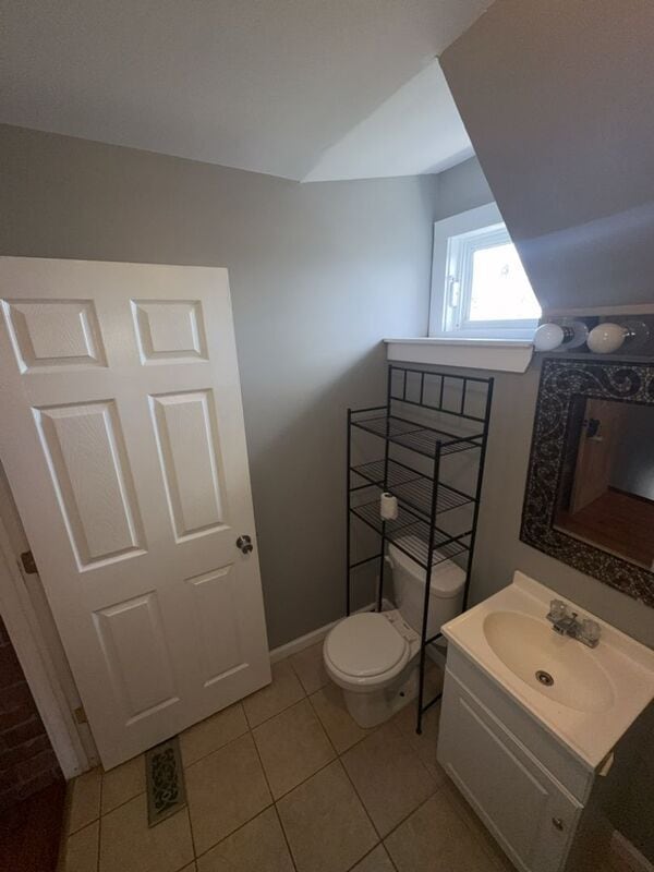 Building Photo - 746-748 River Street