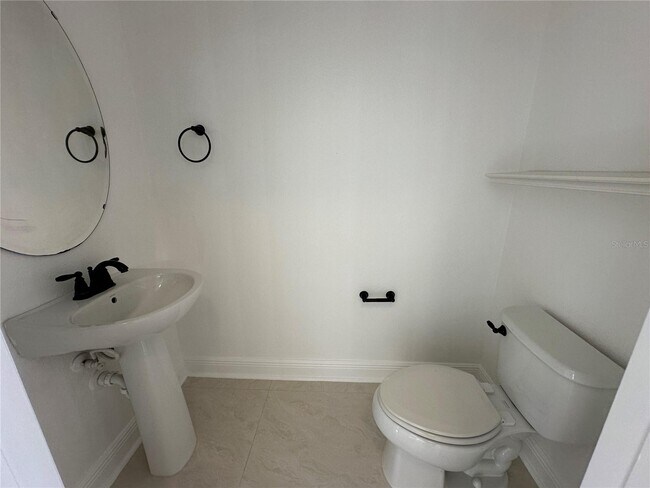 Building Photo - 7738 Summerlake Pointe Boulevard