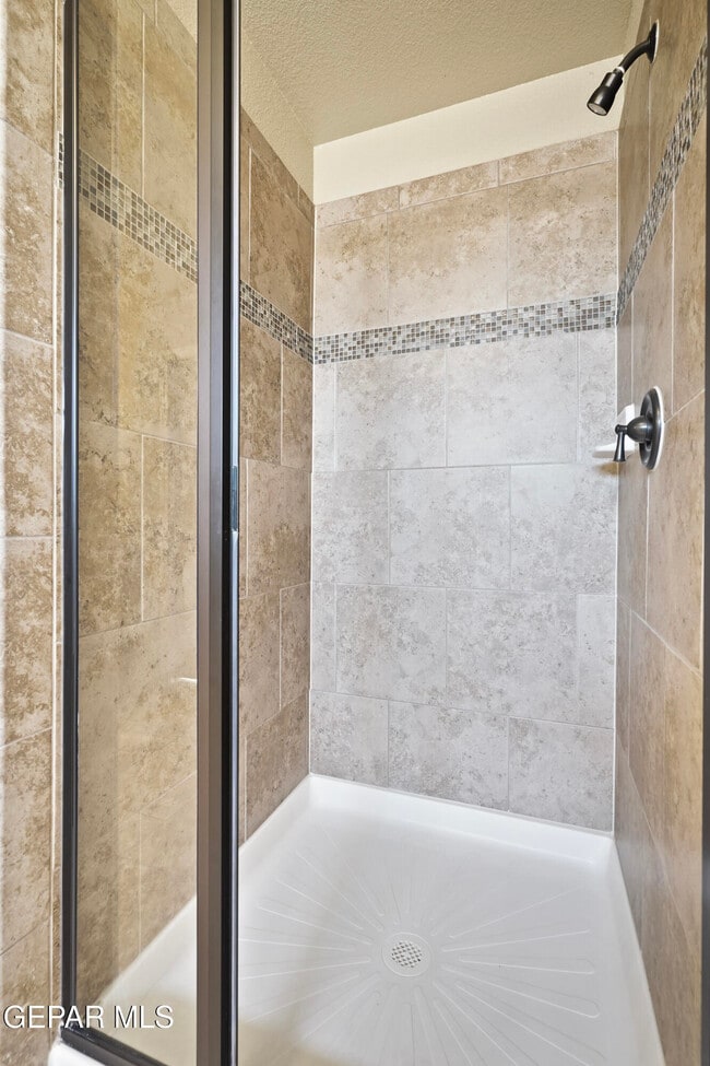 Building Photo - 14252 Earl Chokiski