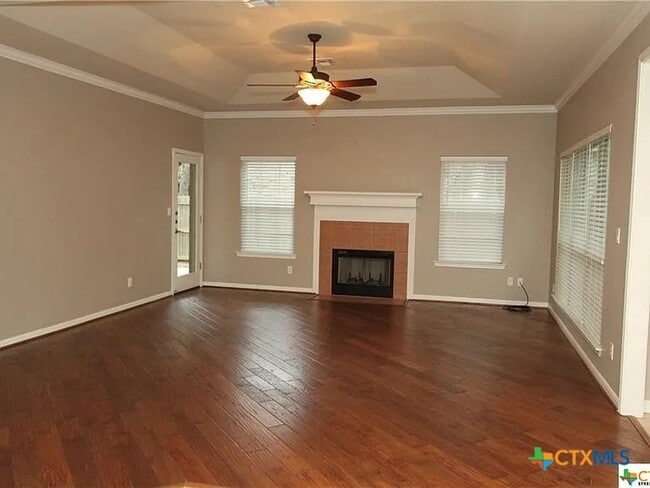 Building Photo - 2614 Fairwood Dr