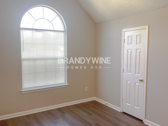 Building Photo - 1667 Cutters Mill Dr