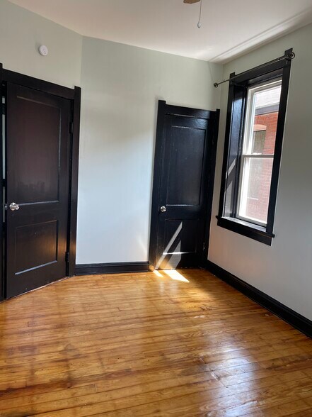 Building Photo - 4311 S Grand Blvd