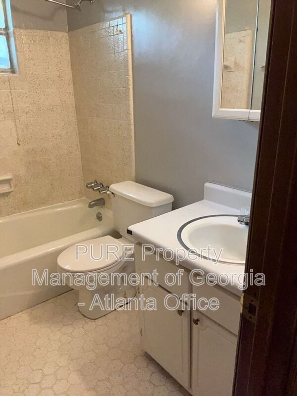 Building Photo - 771 Wilson Cir SW