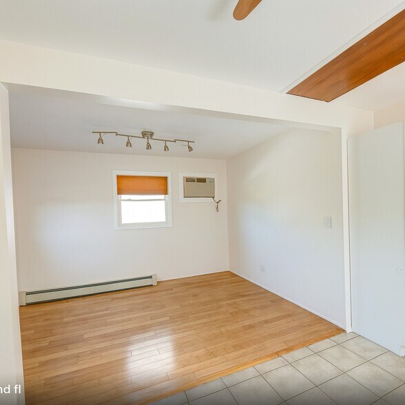 Living room + access to Attic storage - 49 Maple St NE