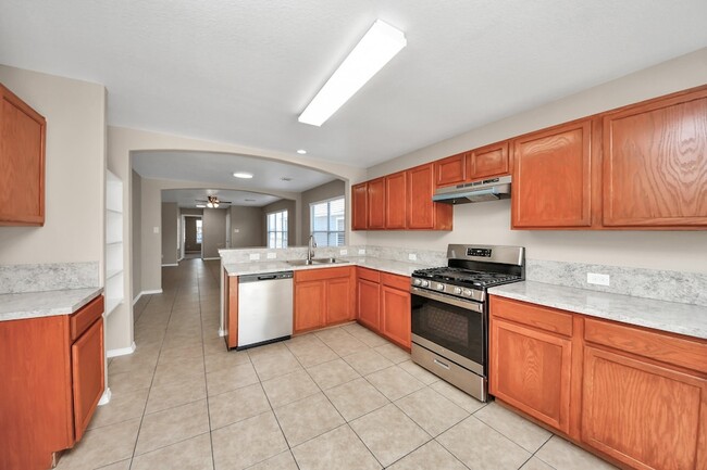 Building Photo - 826 Bandon Ln