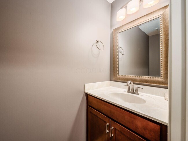 Building Photo - 7021 Kinsale Ln