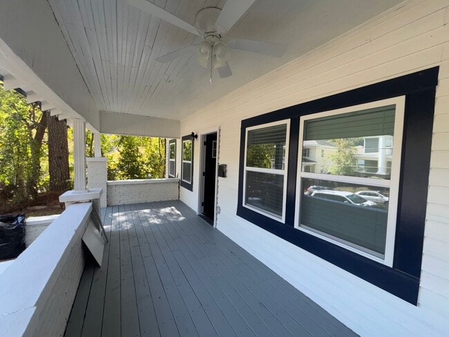 Building Photo - 1430-1413 13th Pl S