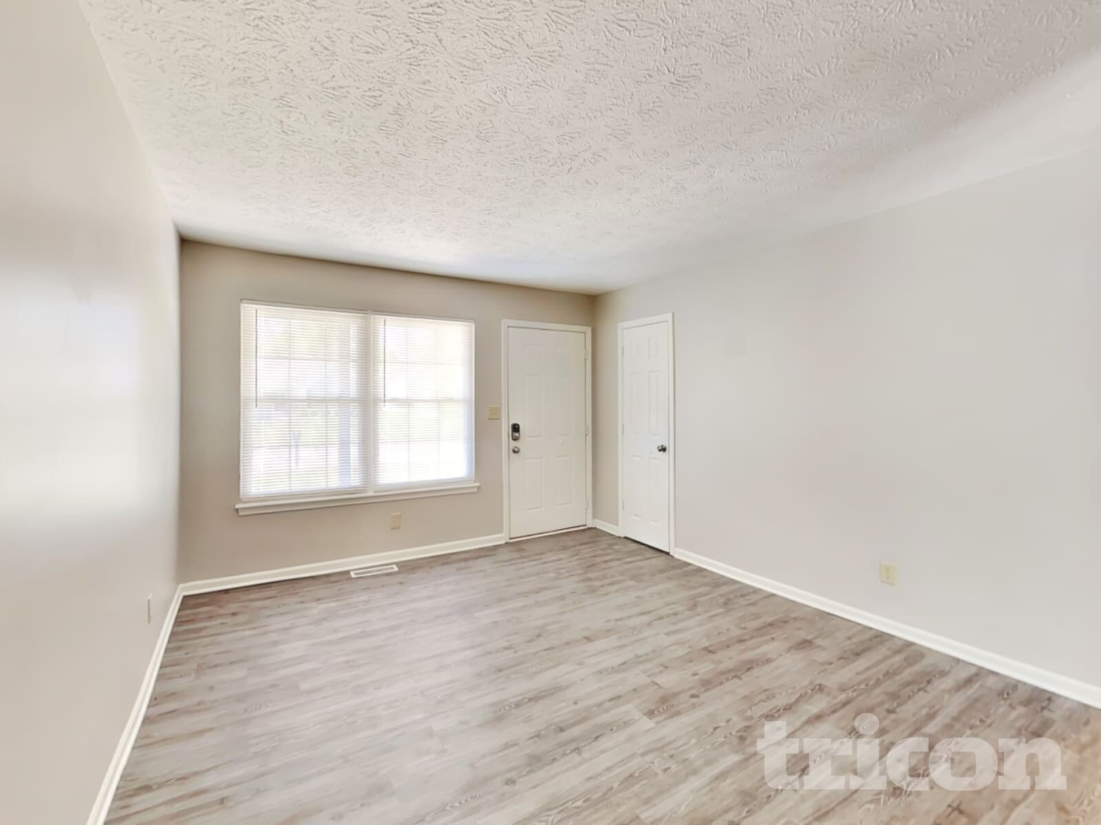 Building Photo - 5841 Beaufort Ln