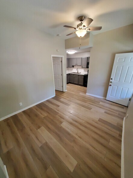 Building Photo - 202 N Blair St