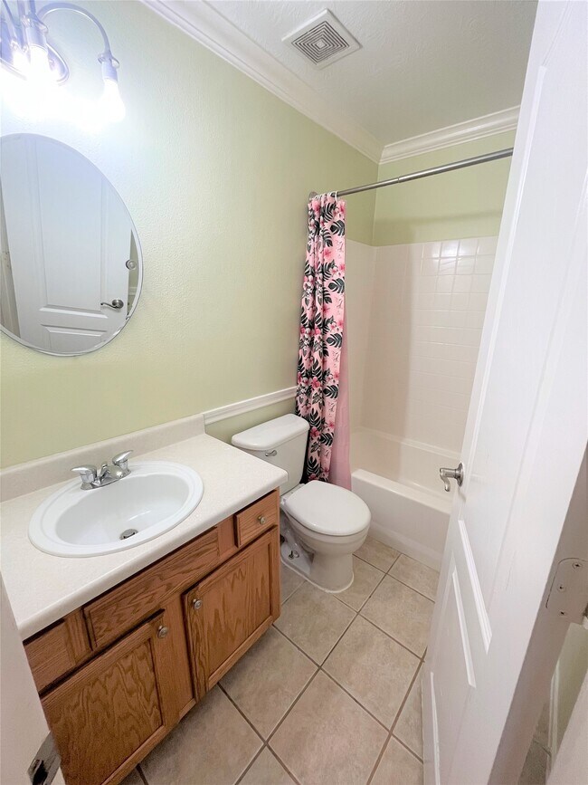 Building Photo - 3010 Calvert Crossing Ct