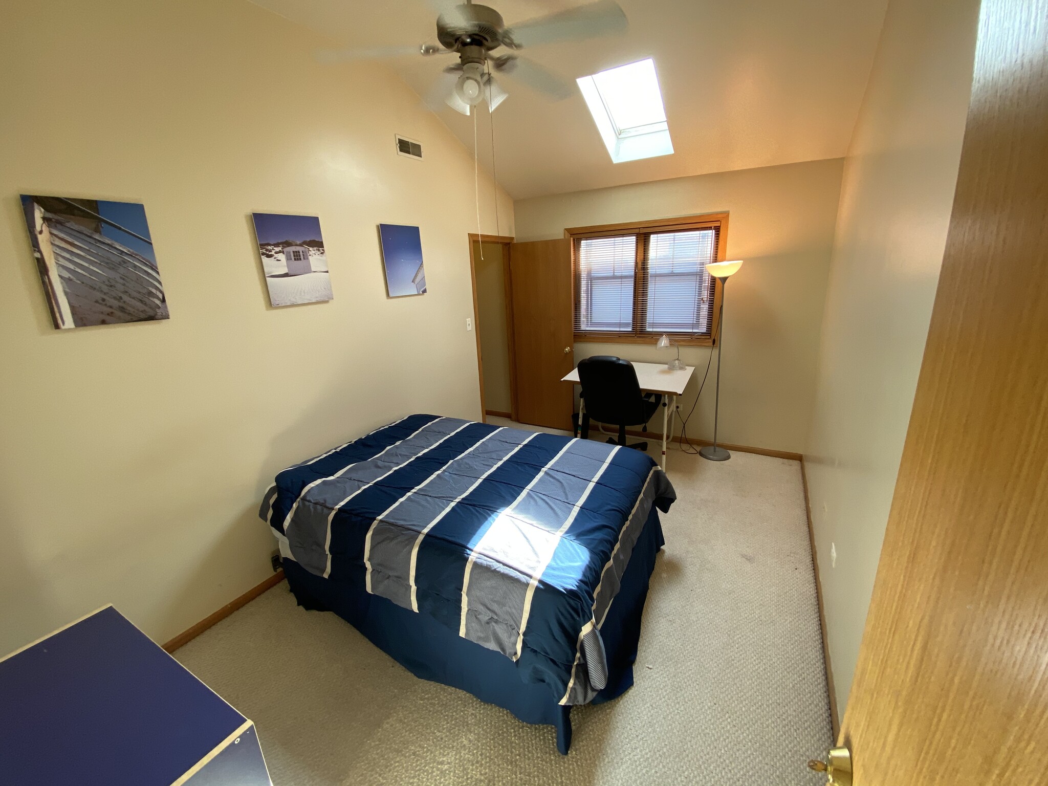 Bedroom 2 - Middle - 2442 W Fillmore St