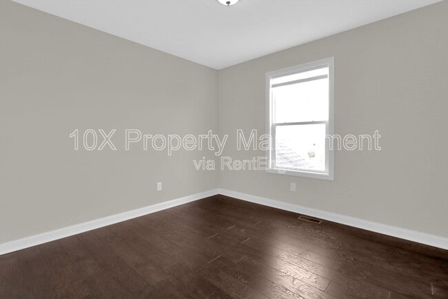 Building Photo - 112 Kenton Ct
