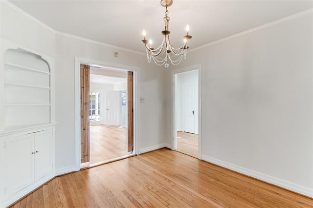 Building Photo - 4521 Mockingbird Ln