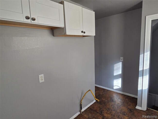 Building Photo - 19496 Braile St