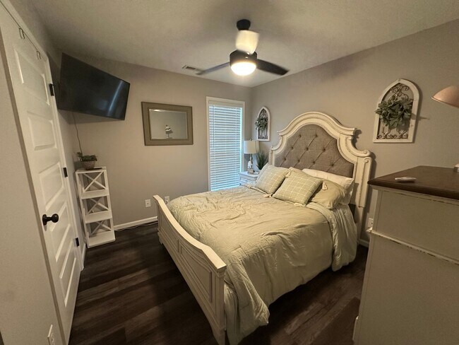 Building Photo - Jacksonville Rental!