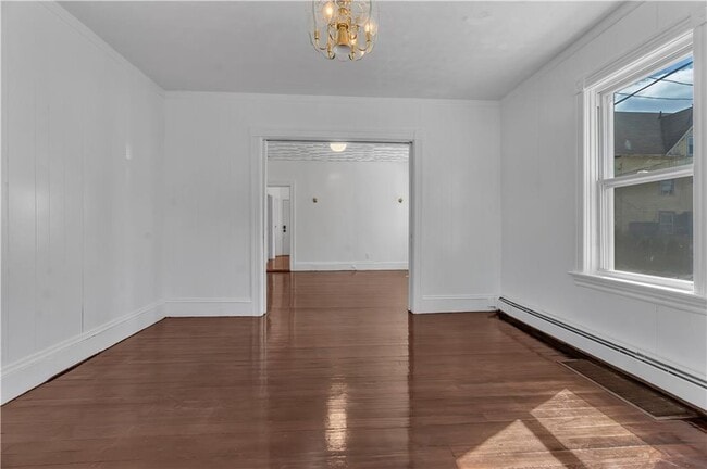 Building Photo - 48 Kenwood St
