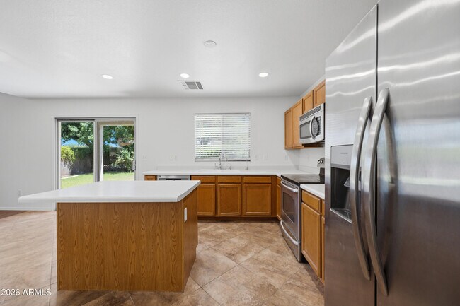 Building Photo - 1571 E Orchid Ct