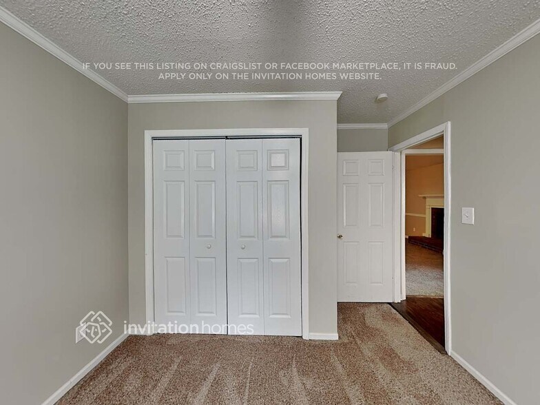 Building Photo - 635 Tryon Pl