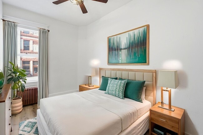 Building Photo - 107 1/2 Dean St