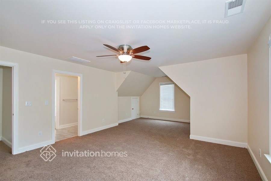 Building Photo - 15621 Aberfeld Rd