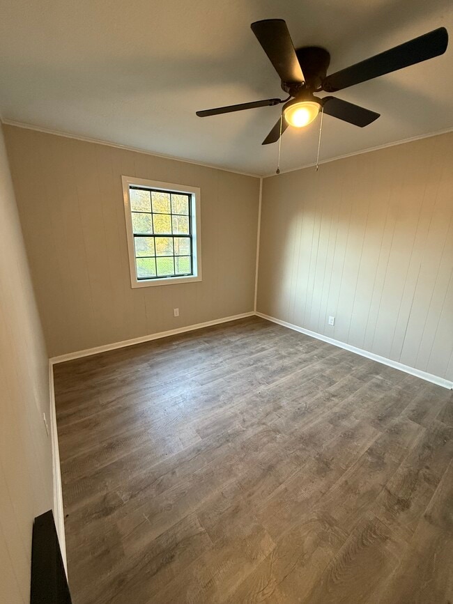 Building Photo - 616-622 14th St Quadplex