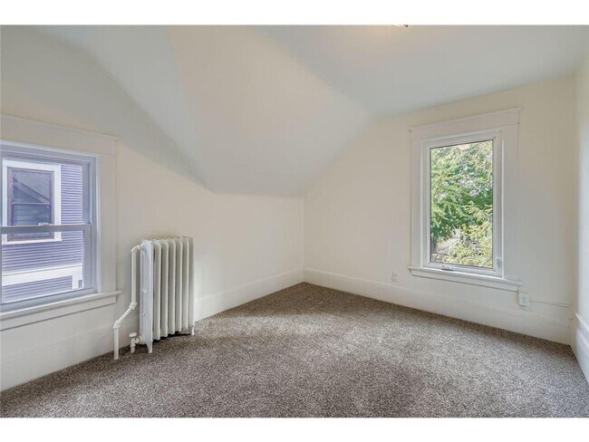 Building Photo - 1501 Sherburne Ave