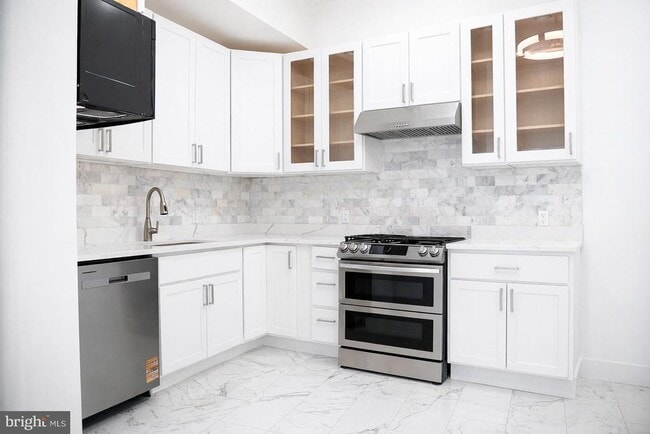 Building Photo - 1605 New Jersey Ave NW