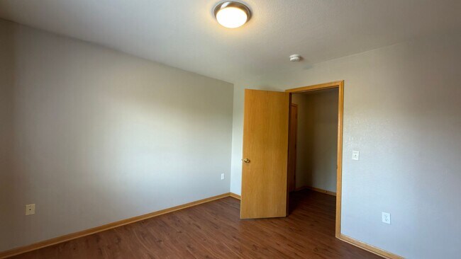Building Photo - Great Townhome in Fort Collins