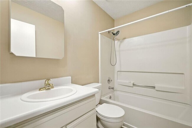 Building Photo - 3045 Wildflower Ln SW