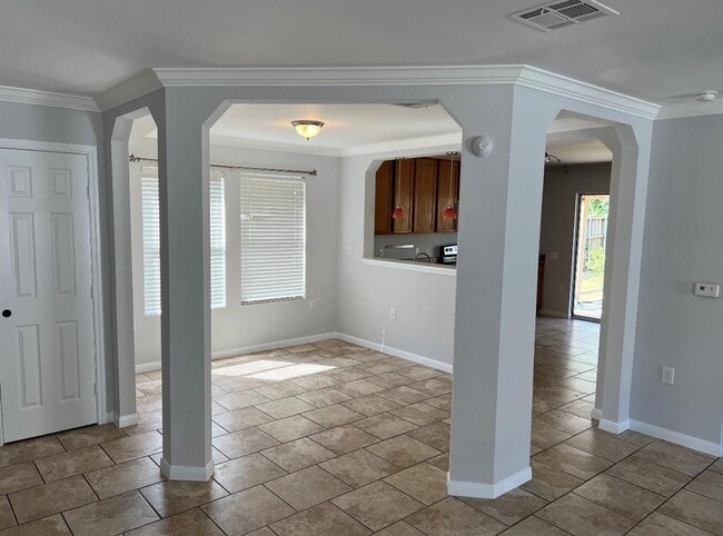 Building Photo - 1628 Anise Dr