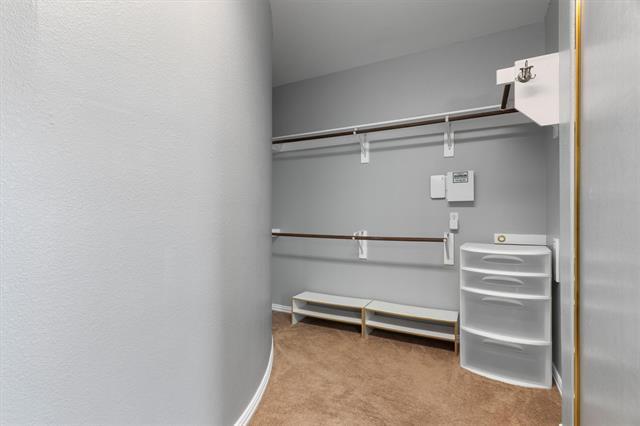 Building Photo - 5701 Chippewa Trail