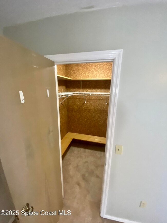 Building Photo - 53 Anchor Dr