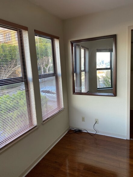 LIVING ROOM - 630 Carolina St