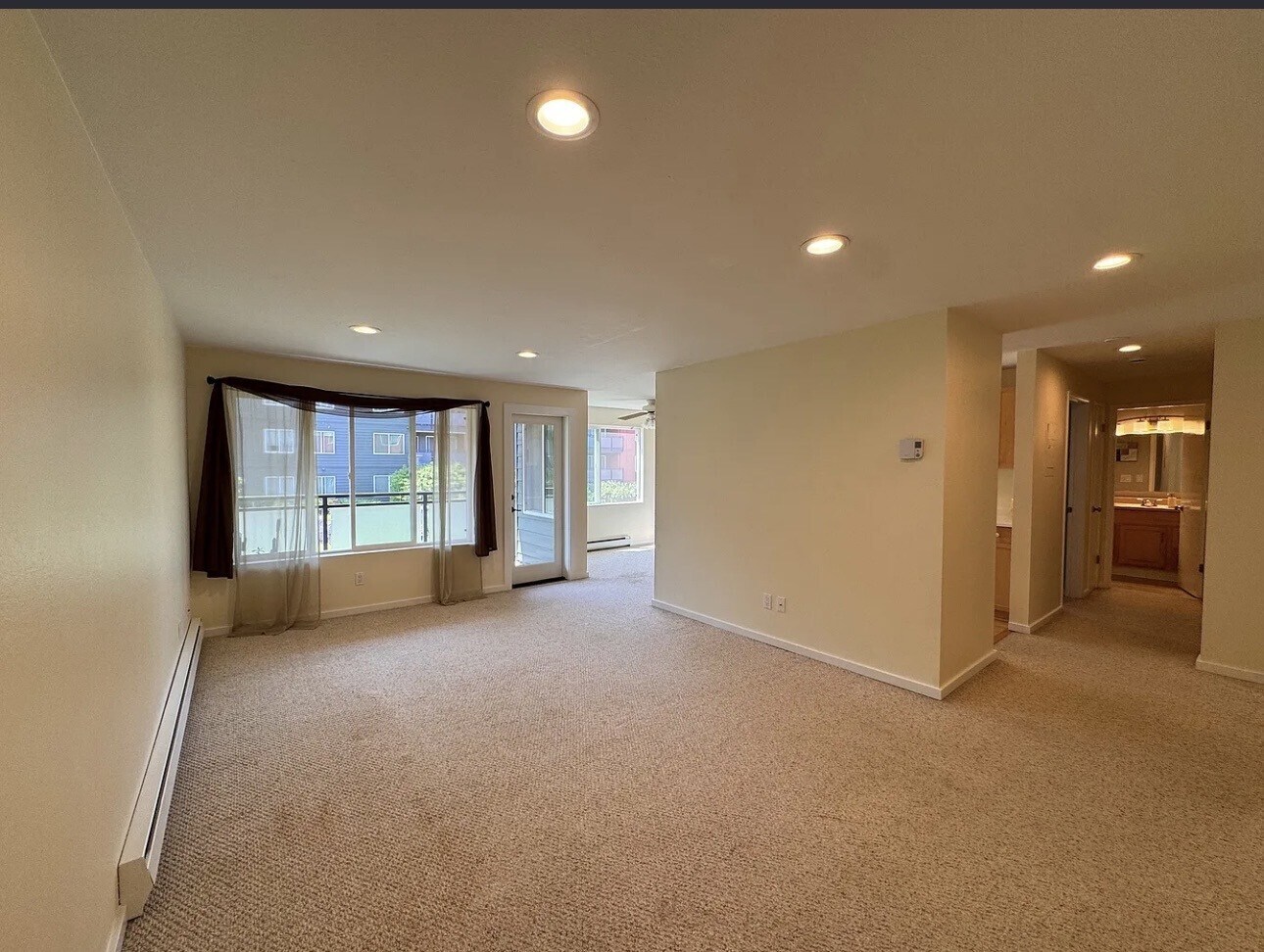 Building Photo - 7001 Sand Point Way NE