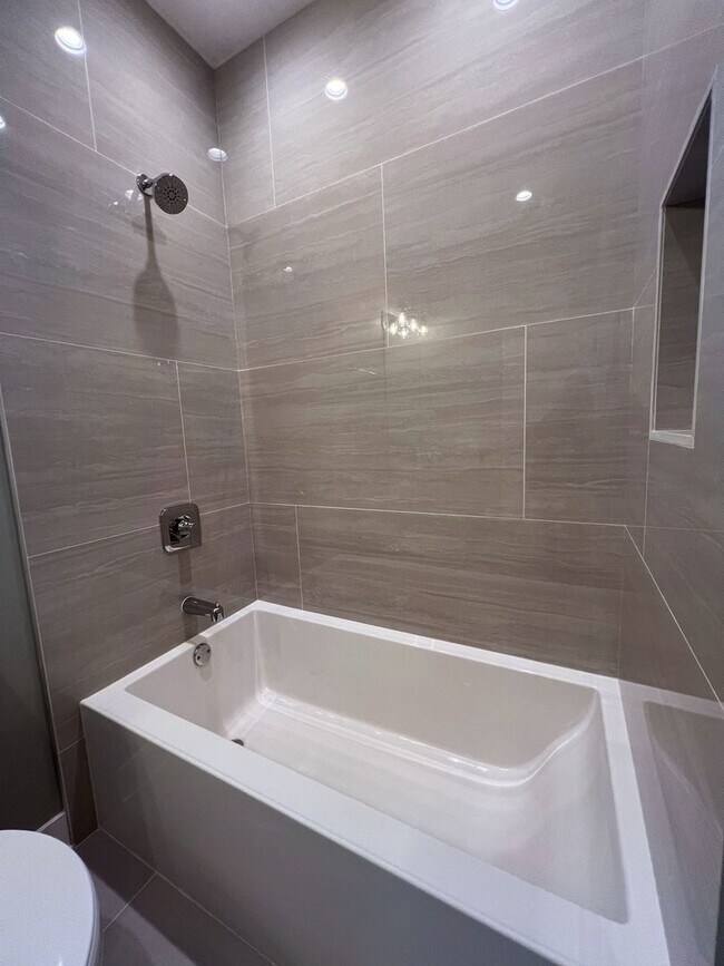 Building Photo - 4231 S Champlain Ave