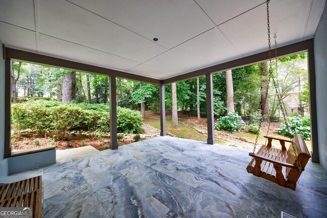 Building Photo - 459 Atlanta Country Club Dr