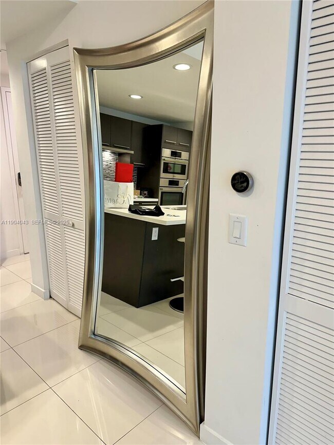 Building Photo - 7661 NW 107th Ave