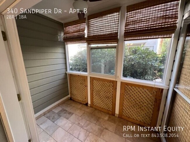 Building Photo - 340 Sandpiper Dr