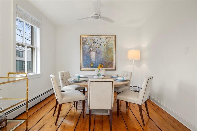 Building Photo - 35 Marsh St