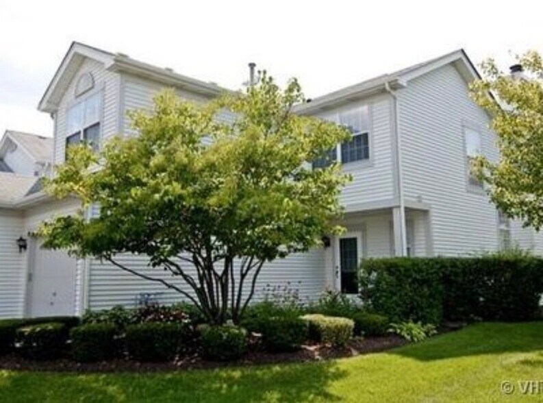 Building Photo - 376 Maidstone Ct