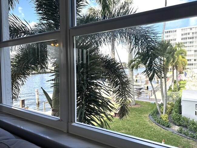 Building Photo - 3310 S Ocean Blvd