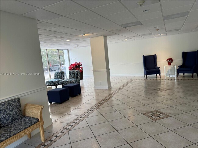 Building Photo - 150 Ocean Ln Dr
